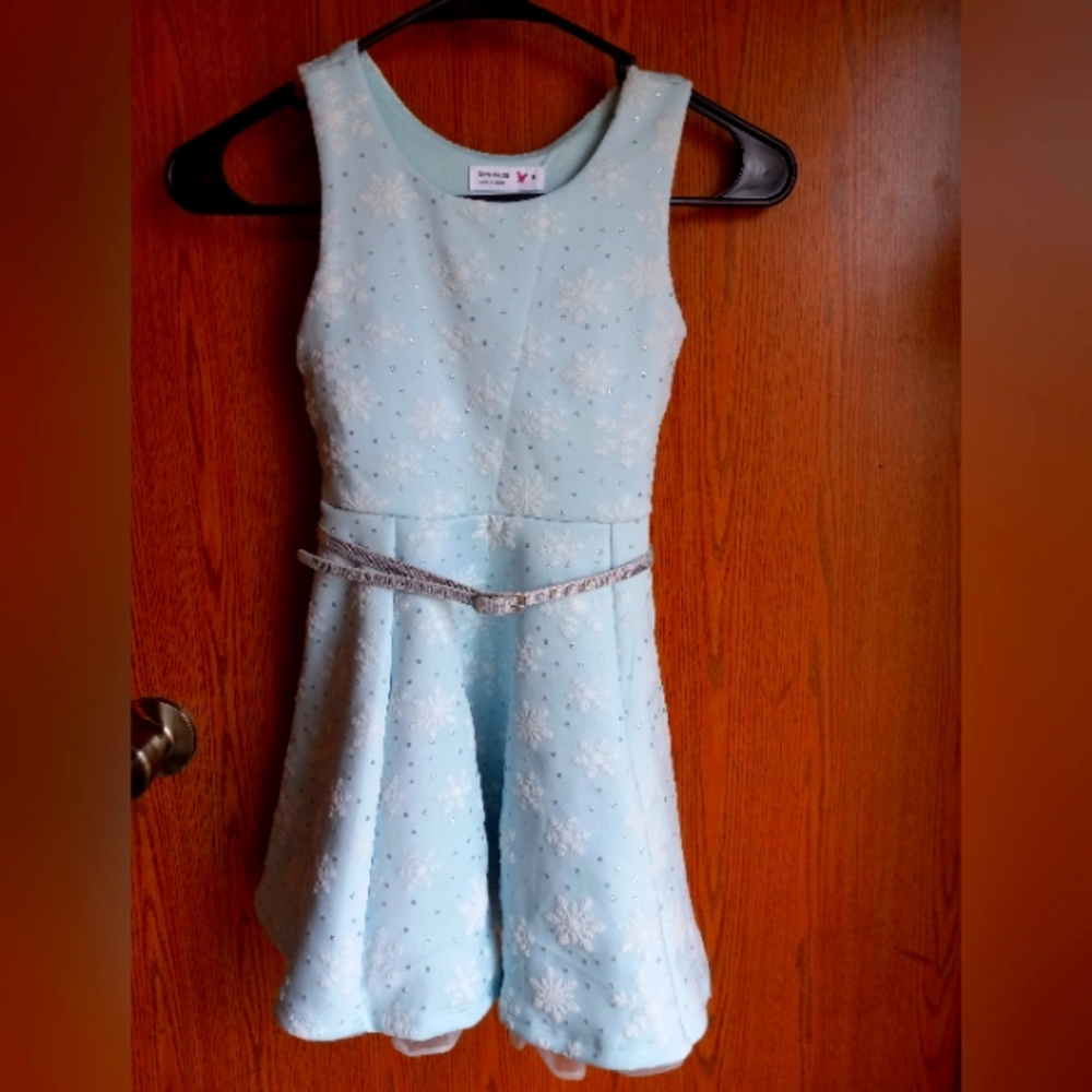 Girl dress